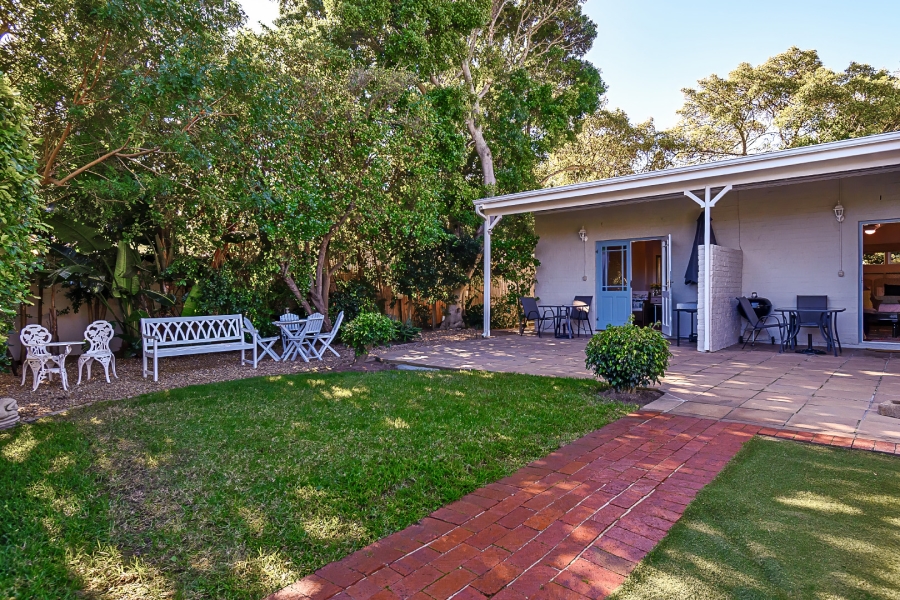 5 Bedroom Property for Sale in Constantia Western Cape
